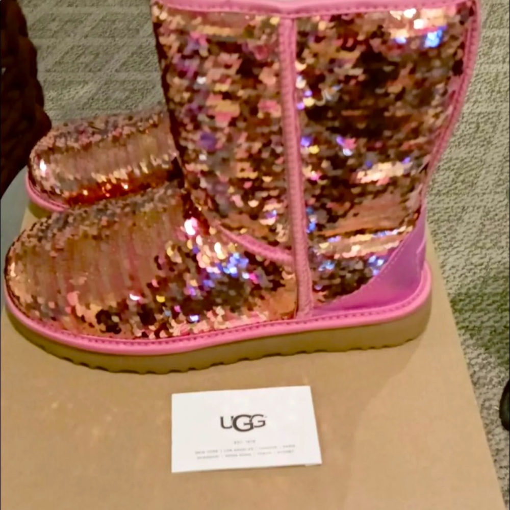 NEW  PINK SEQUIN UGGS - Picture 2 of 5